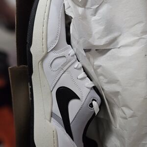 Nike Black and White Men's Sneakers